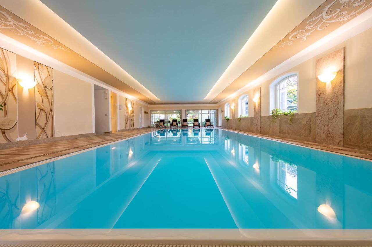 Aktiv & Wellnesshotel Zentral Prato allo Stelvio Esterno foto